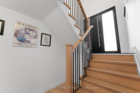 Photo 41 at 10 Wingrove Hill, City Centre West, Toronto