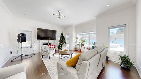 Photo 1 at 3 Mary Willson Court, Sharon, East Gwillimbury