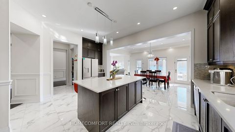 Photo 9 at 3 Mary Willson Court, Sharon, East Gwillimbury