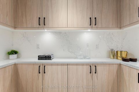 Photo 11 at 418 - 399 Royal Orchard Boulevard, Royal Orchard, Markham
