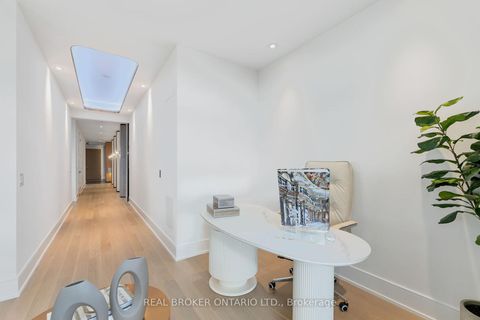 Photo 17 at 418 - 399 Royal Orchard Boulevard, Royal Orchard, Markham