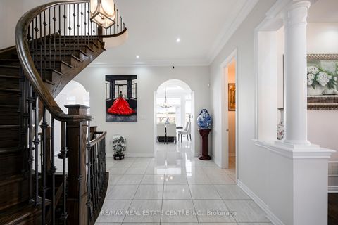 Photo 7 at 128 Copeland Crescent, Cookstown, Innisfil