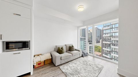 Photo 15 at 1408 - 470 Front Street W, Waterfront Communities C1, Toronto