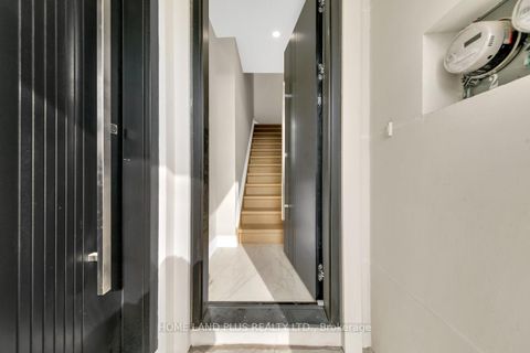 Photo 3 at 78 Bowie Avenue, Belgravia, Toronto