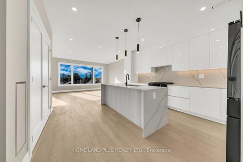 Photo 4 at 78 Bowie Avenue, Belgravia, Toronto