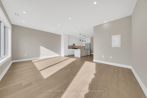 Photo 7 at 78 Bowie Avenue, Belgravia, Toronto