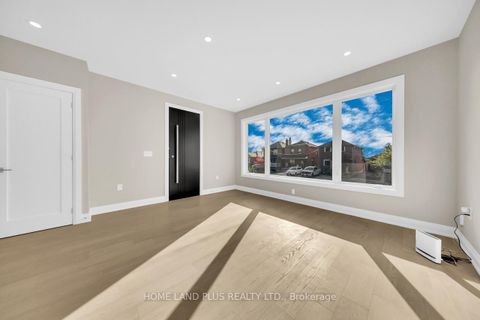 Photo 27 at 78 Bowie Avenue, Belgravia, Toronto