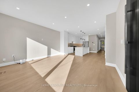 Photo 28 at 78 Bowie Avenue, Belgravia, Toronto