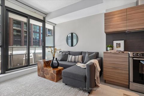 Photo 2 at 404 - 8 Charlotte Street, Waterfront Communities C1, Toronto
