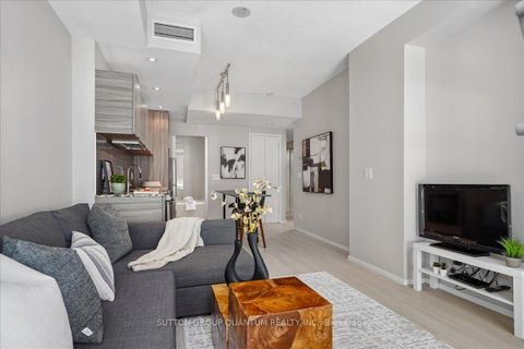Photo 3 at 404 - 8 Charlotte Street, Waterfront Communities C1, Toronto