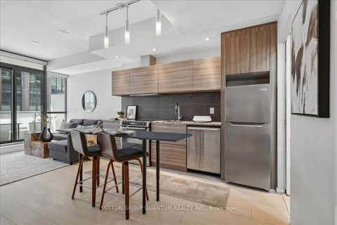 Photo 7 at 404 - 8 Charlotte Street, Waterfront Communities C1, Toronto