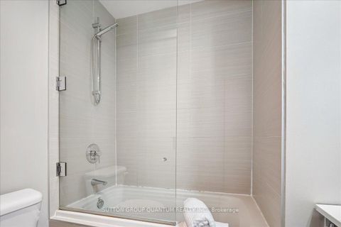 Photo 14 at 404 - 8 Charlotte Street, Waterfront Communities C1, Toronto