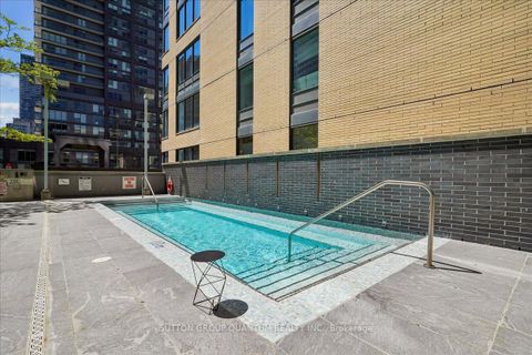 Photo 31 at 404 - 8 Charlotte Street, Waterfront Communities C1, Toronto