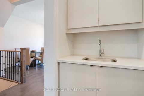 Photo 7 at 9376 Bayview Avenue, Observatory, Richmond Hill