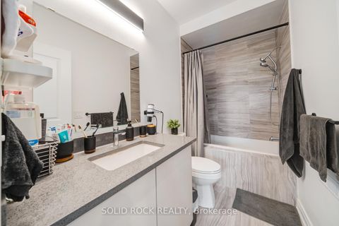 Photo 32 at 9376 Bayview Avenue, Observatory, Richmond Hill