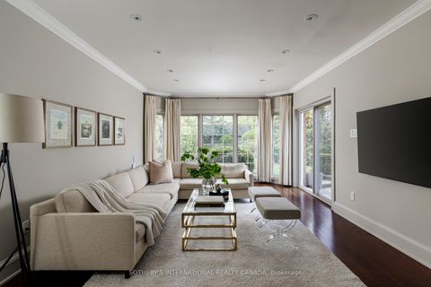 Photo 7 at 70 King Georges Road, Kingsway South, Toronto
