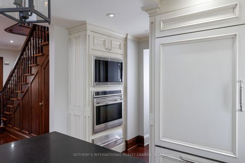 Photo 13 at 70 King Georges Road, Kingsway South, Toronto