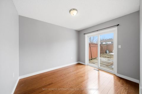 Photo 10 at 27 Athabaska Road, Holly, Barrie