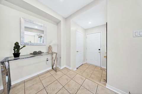 Photo 17 at 45 Warnford Circle, Northeast Ajax, Ajax