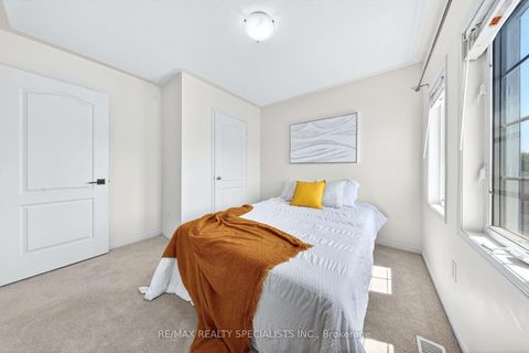 Photo 25 at 45 Warnford Circle, Northeast Ajax, Ajax
