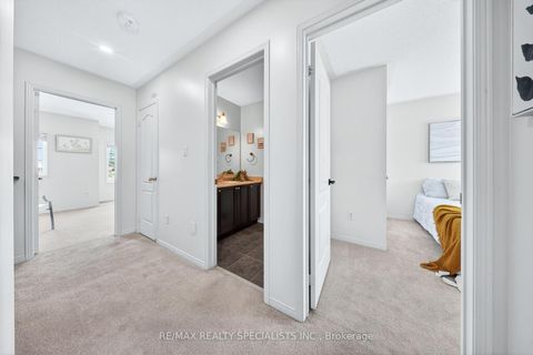 Photo 31 at 45 Warnford Circle, Northeast Ajax, Ajax