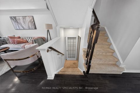 Photo 32 at 45 Warnford Circle, Northeast Ajax, Ajax