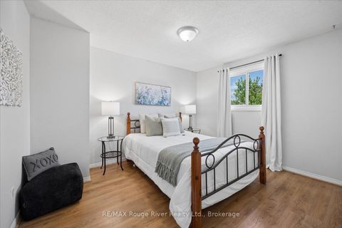 Photo 15 at 786 Greenbriar Drive, Eastdale, Oshawa