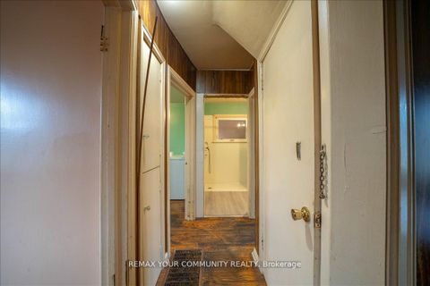 Photo 18 at 31 Allister Avenue, Cliffcrest, Toronto