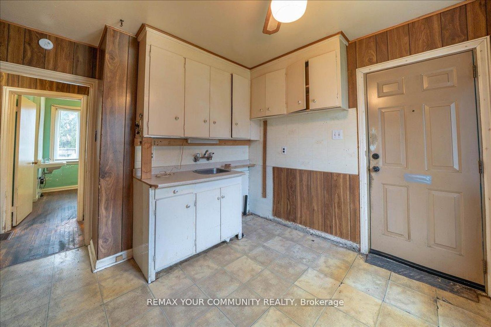 Photo 13 at 31 Allister Avenue, Cliffcrest, Toronto