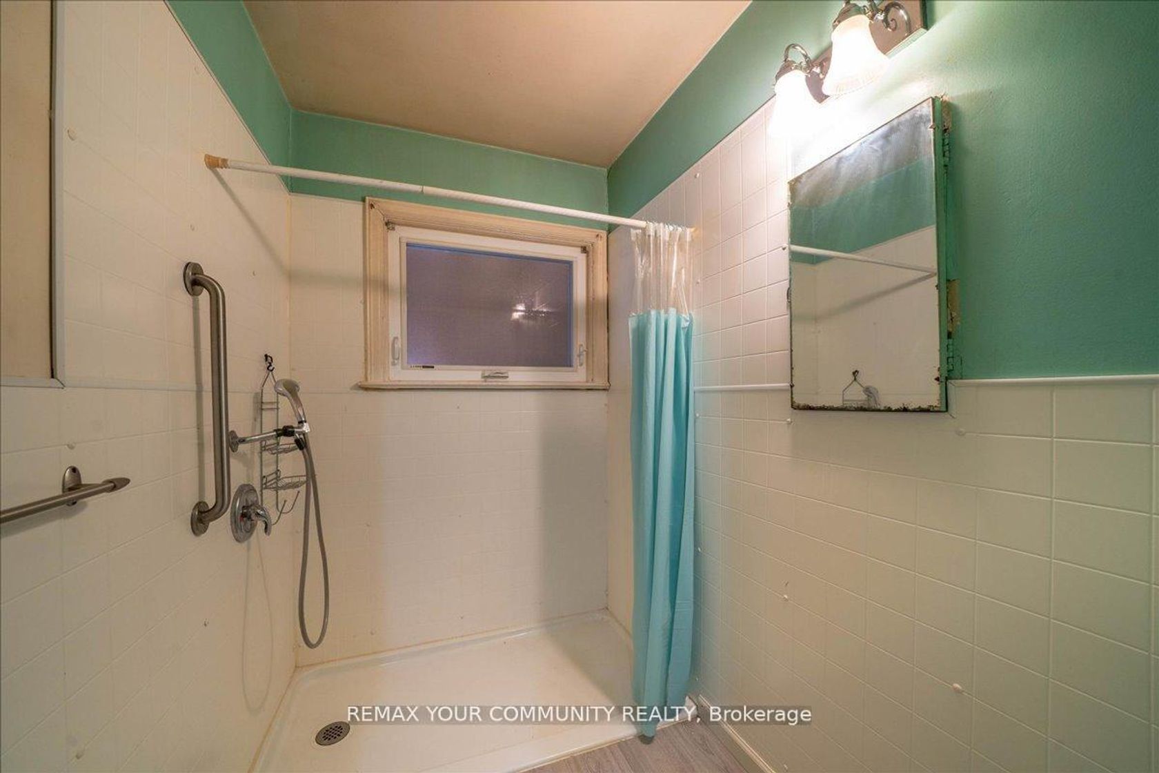 Photo 20 at 31 Allister Avenue, Cliffcrest, Toronto