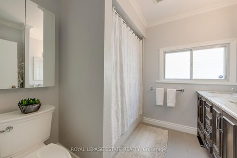 Photo 24 at 138 Woodmount Avenue, East York, Toronto
