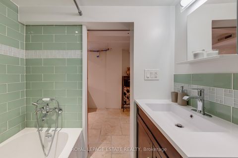 Photo 31 at 138 Woodmount Avenue, East York, Toronto