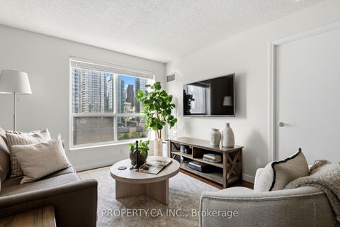 Photo 2 at 1105 - 410 Queens Quay W, Waterfront Communities C1, Toronto