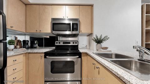 Photo 14 at 311 - 8 Scollard Street, Annex, Toronto