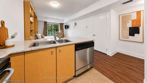 Photo 16 at 311 - 8 Scollard Street, Annex, Toronto