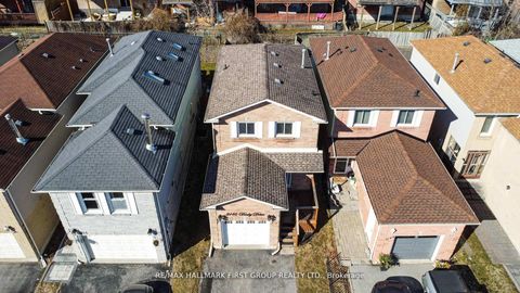 Photo 3 at 2146 Denby Drive, Brock Ridge, Pickering