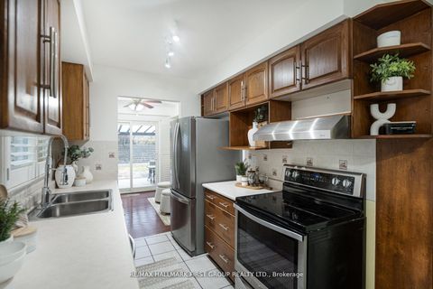 Photo 10 at 2146 Denby Drive, Brock Ridge, Pickering