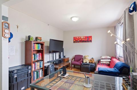 Photo 21 at 196 Livingstone Avenue, Belgravia, Toronto
