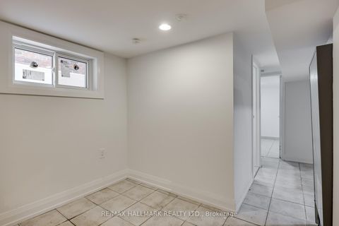 Photo 29 at 196 Livingstone Avenue, Belgravia, Toronto
