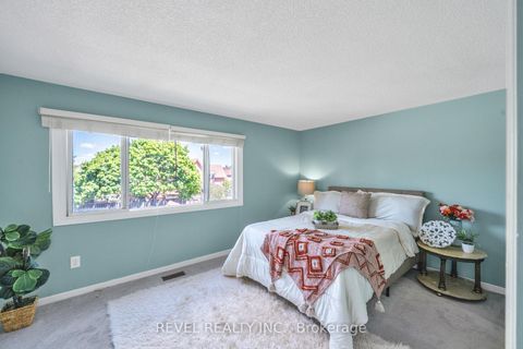 Photo 13 at 11 Carr Drive, Central, Ajax