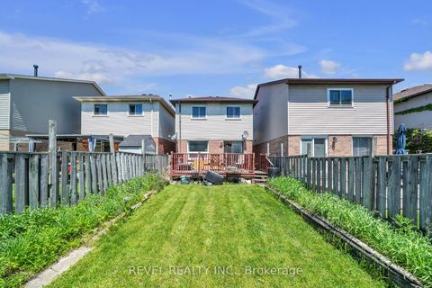 Photo 19 at 11 Carr Drive, Central, Ajax