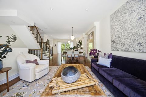 Photo 2 at 17 Matthew Court, Rosethorn, Toronto