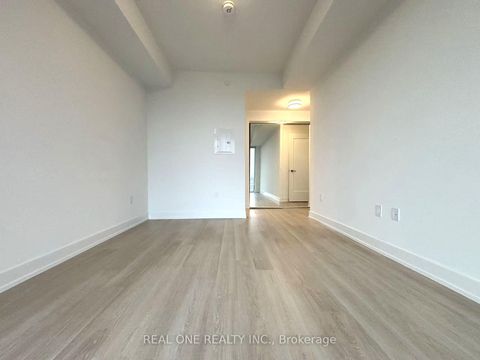 Photo 12 at 2704 - 30 Inn On The Park Drive, Don Mills, Toronto