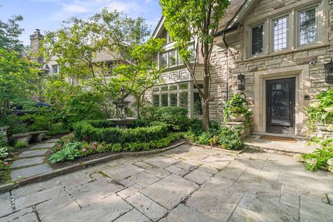 Photo 1 at 11 Ormsby Crescent, Forest Hill South, Toronto