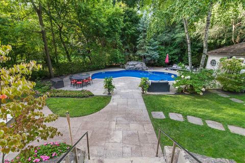 Photo 42 at 11 Ormsby Crescent, Forest Hill South, Toronto