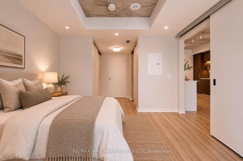 Photo 12 at 707 - 5 Soudan Avenue, Mount Pleasant West, Toronto