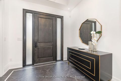 Photo 2 at 125 Regina Avenue, Lawrence, Toronto
