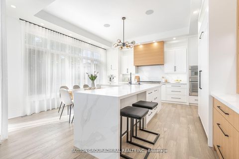 Photo 9 at 125 Regina Avenue, Lawrence, Toronto