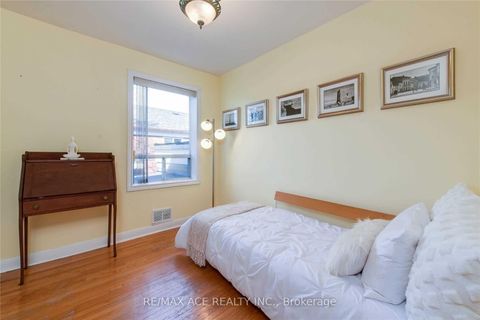 Photo 9 at 3715 St Clair Avenue E, Cliffcrest, Toronto