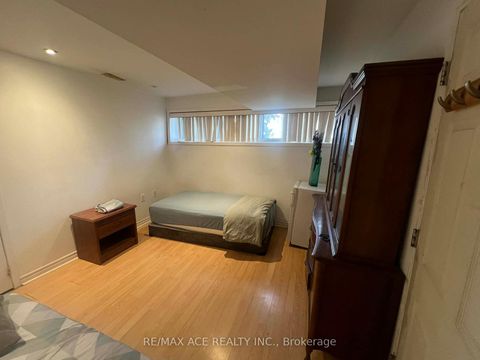 Photo 14 at 3715 St Clair Avenue E, Cliffcrest, Toronto